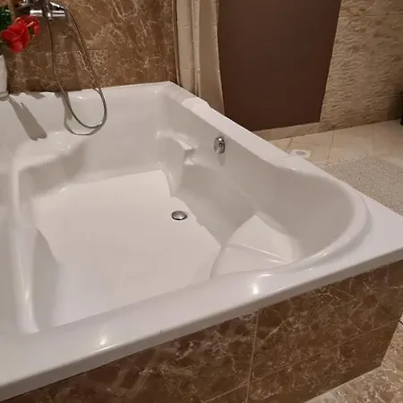 Luxury Holiday Villas In Bahrain For Families Barbar Exterior photo