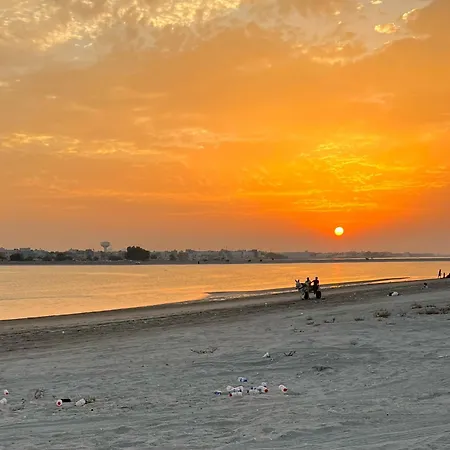 Luxury Holiday Villas In Bahrain For Families Barbar Room photo