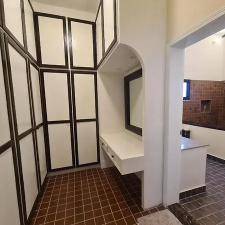 Luxury Holiday Villas In Bahrain For Families Barbar Exterior photo