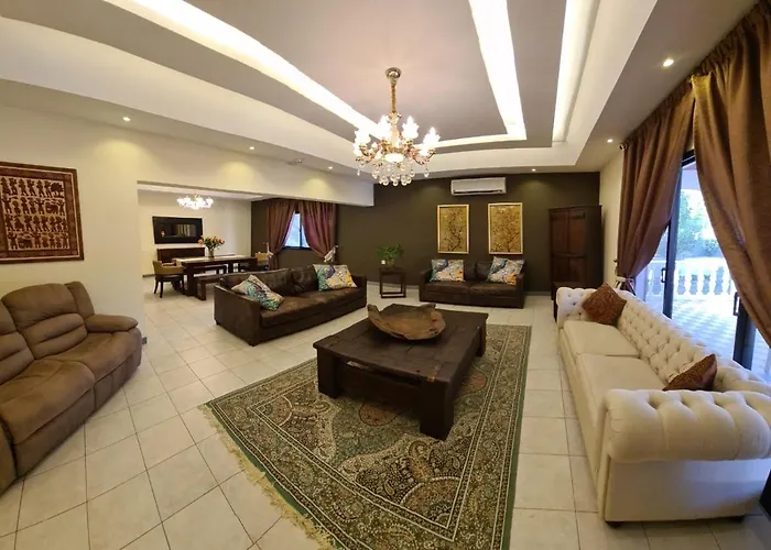 Luxury Holiday Villas In Bahrain For Families