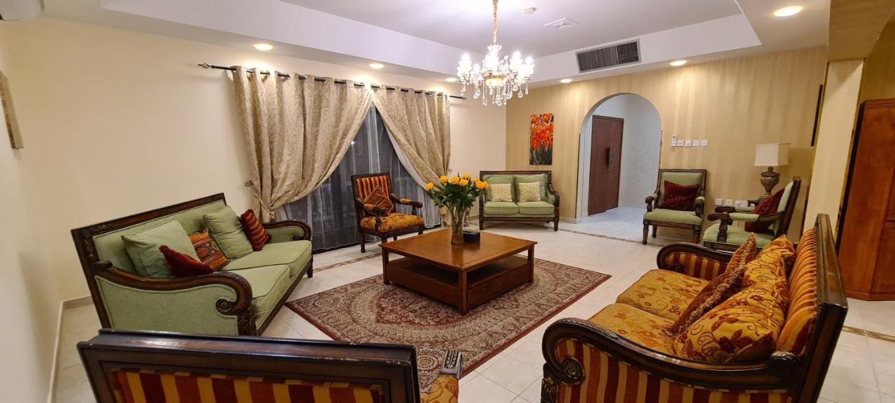 Luxury In Bahrain For Families * Barbar