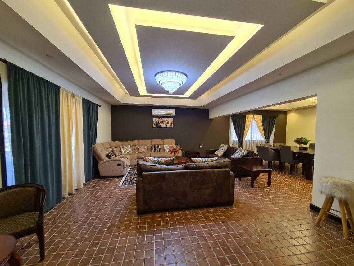 Luxury In Bahrain For Families Barbar
